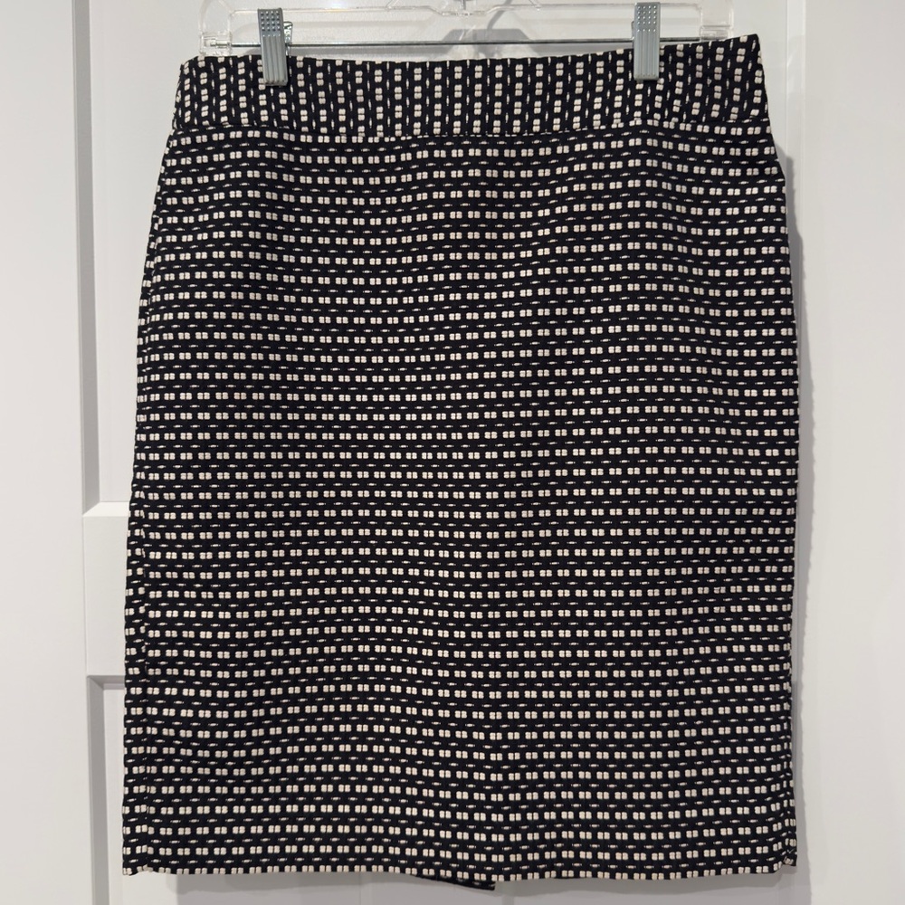 🖤🤍 Ann Taylor Chic Navy Blue and White Pencil Skirt, Size 6 - 🤍🖤